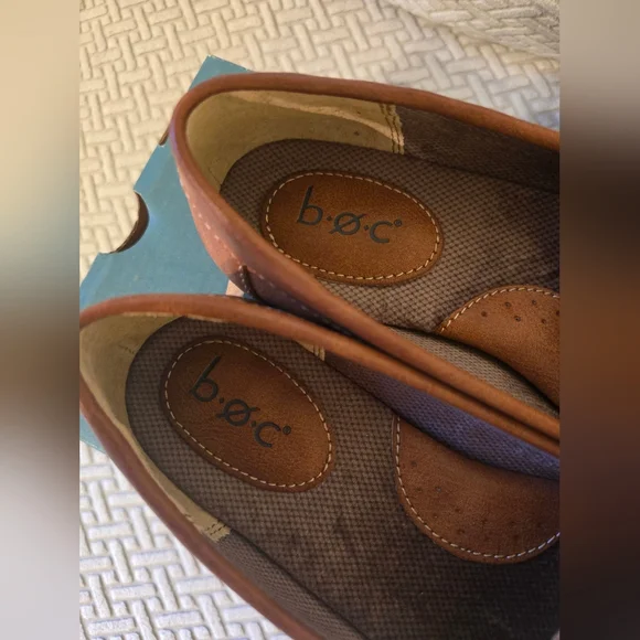 NEW b.o.c. Women's Brown Loafers Size 6 - Picture 6 of 11